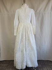 Handmade 1970s Prom/Wedding Gown w Eyelet Lace Detailing V-Neck