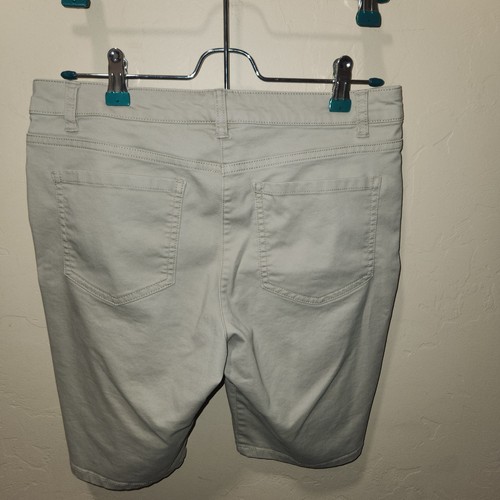 Izod Bermuda Uniform School Pants, Size Juniors 11 In Black, Navy And Khaki - Picture 19 of 21
