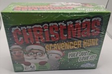 NEW Christmas Scavenger Hunt Age 6 Family Game 220 Cards In Outdoors Holiday