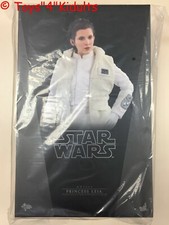 Hot Toys MMS 423 Star Wars Empire Strikes Back Princess Leia Carrie Hoth Outfit