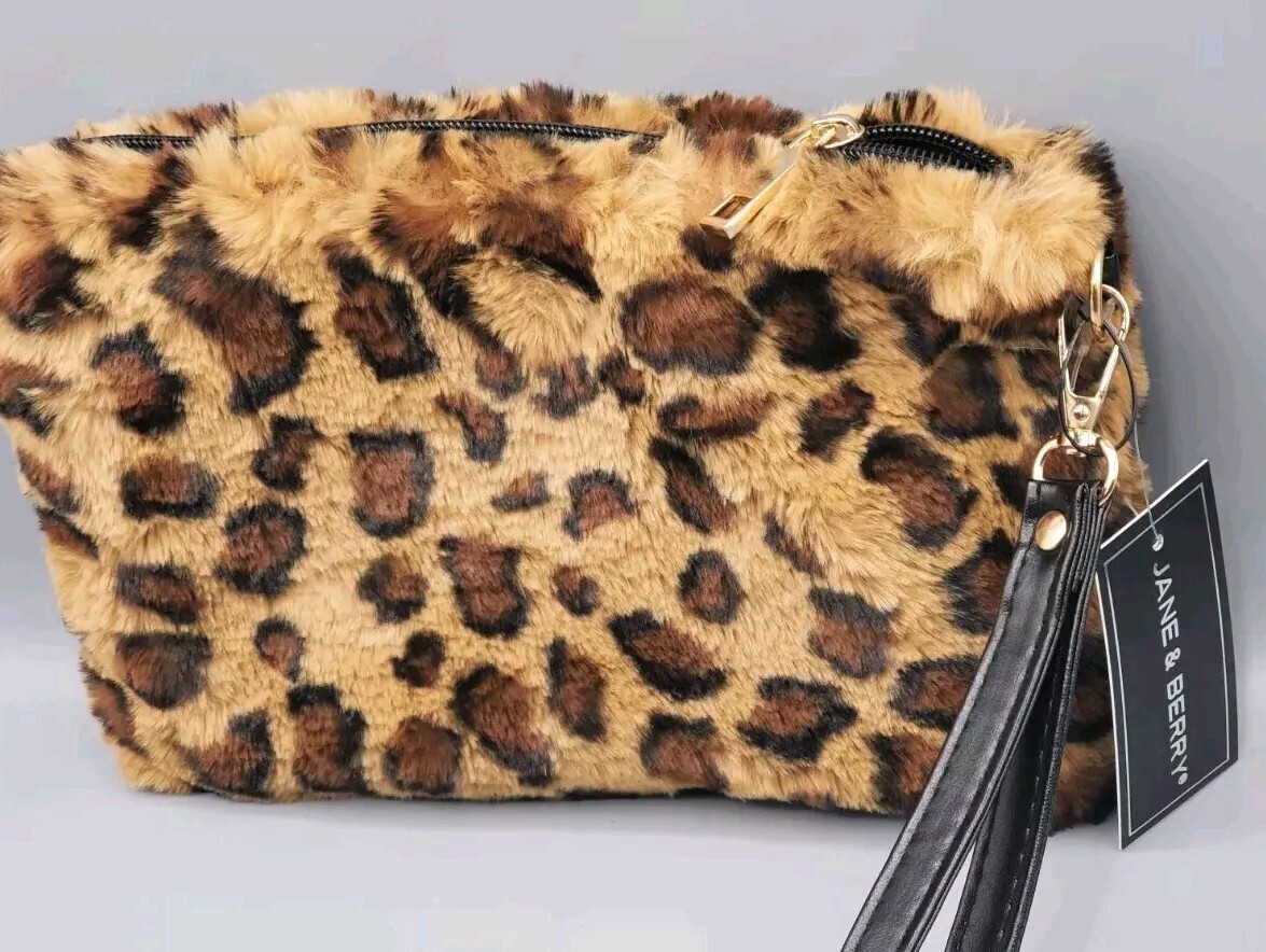 バックラッシュ　豹柄ウォレット Jane & Berry Faux Fur Animal Print Women's Wristlet Zipped Handbag