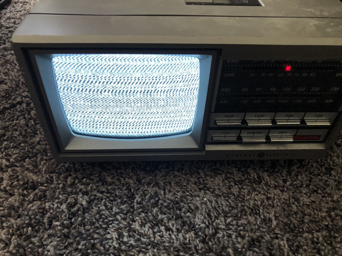 Vintage General Electric GE Portable TV AM/FM Radio 7-7150B | eBay