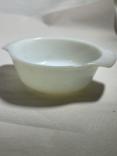 Vintage Anchor Hocking Fire King Milk Glass 1...