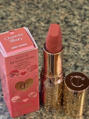 Charlotte Tilbury Matte Revolution Long-Lasting Lipstick~Mrs Kisses~NIB~0.12 Oz