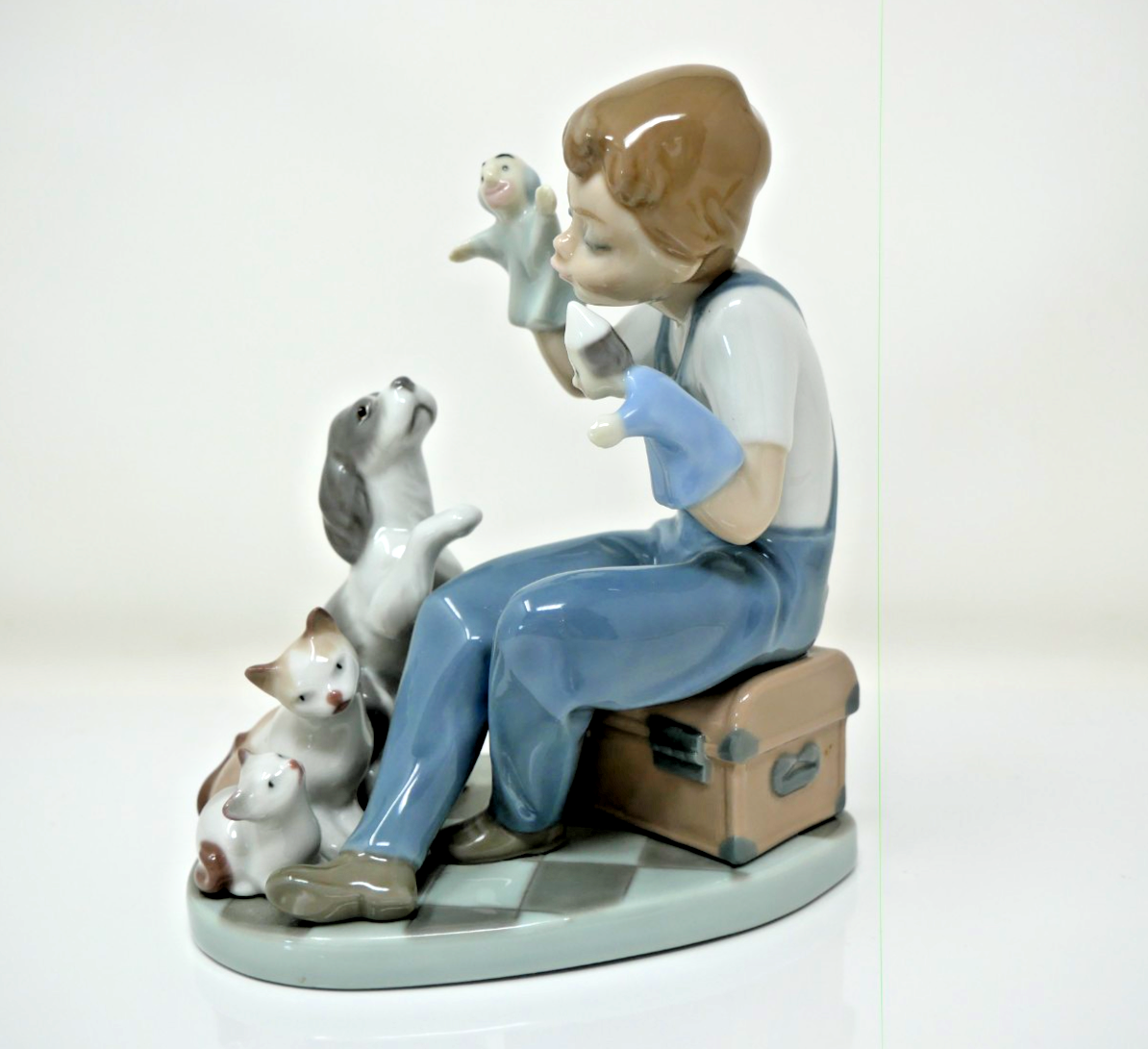 VTG Lladro Puppet Show Figurine 5736 Boy Animals Dog Cats RETIRED