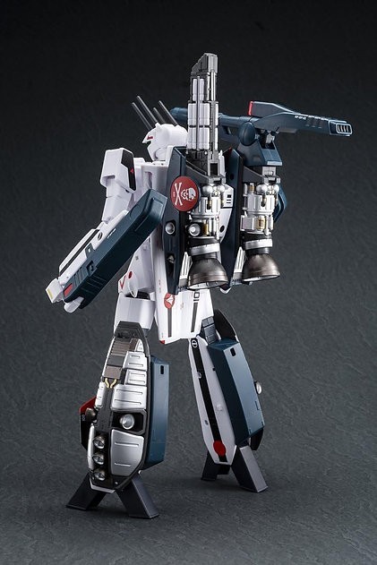 ARCADIA Macross 1/60 VF-1S Strike Valkyrie (Hikaru Ichijyo) movie
