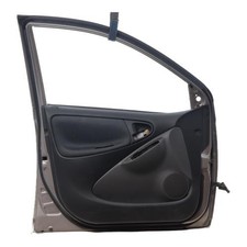 Porte avant et accessoires Toyota YARIS