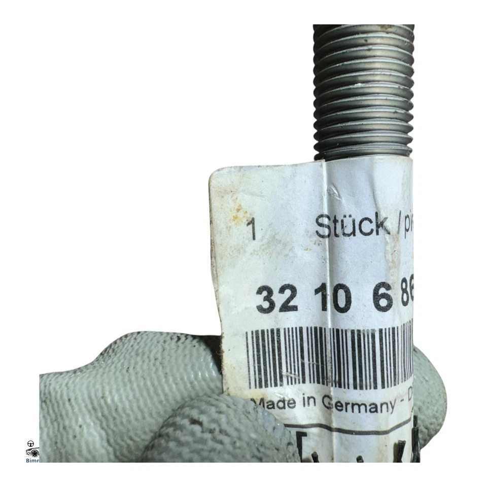 2025 BMW 5 G60 Right  Steering tie rod 6868689 - Image 4 of 4