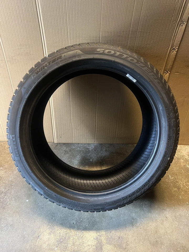 1 Winterreifen Pirelli Sottozero 3* 275 35 19 100V DOT 3522 Profil 8,1mm RFT MOE - Bild 2 von 4