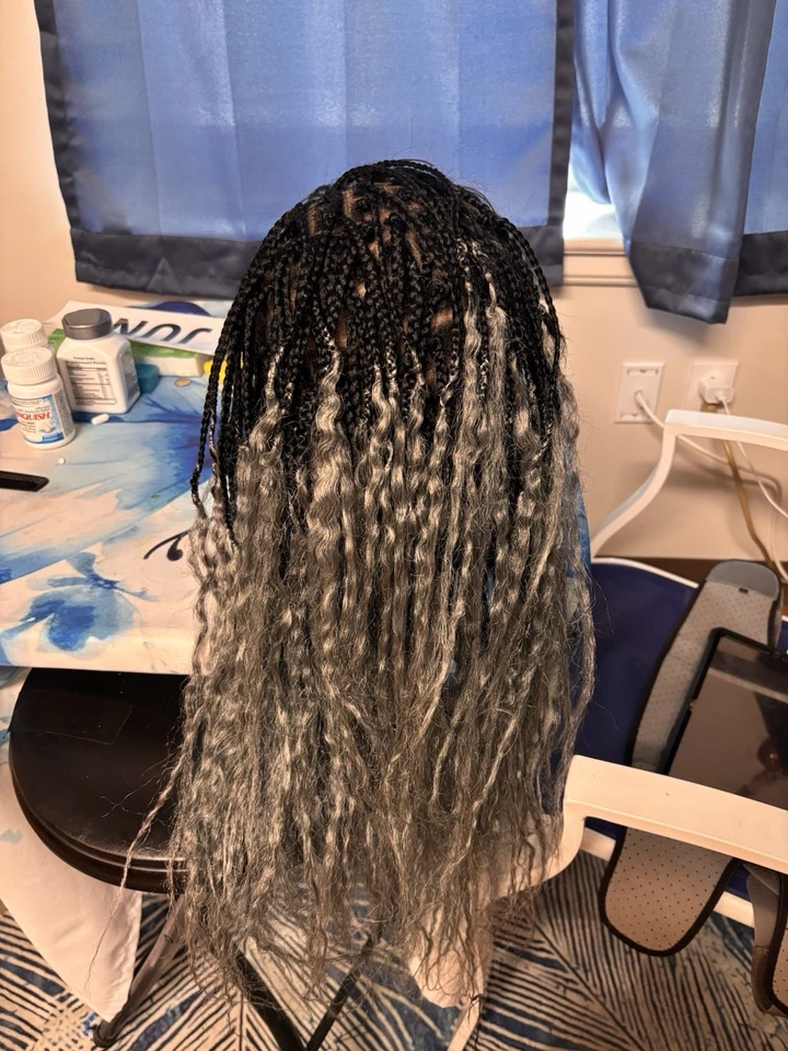 Peluca Ombré negra/gris Foto 4 de 4