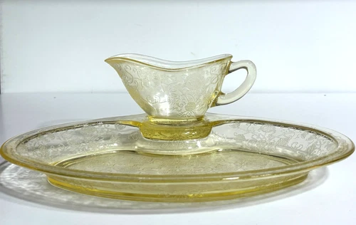 ANTIQUE Hazel Atlas FLORENTINE Depression Glass GRAVY BOAT & PLATTER Set~ 1930's