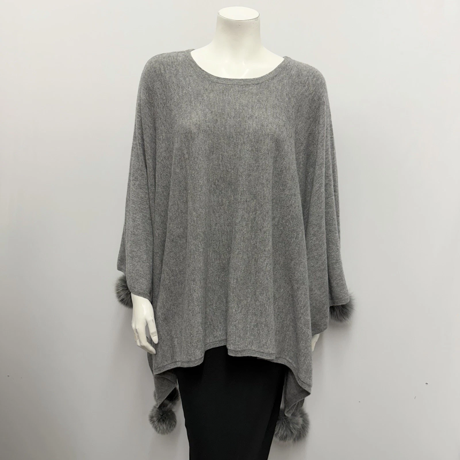 Incashmere In Cashmere 100% Cashmere Poncho Sweater Gray 4 Fox Fur Trims L/XL