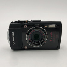 Olympus Tough TG-4 16.0MP Digital Camera Black Body + Accessories Excellent