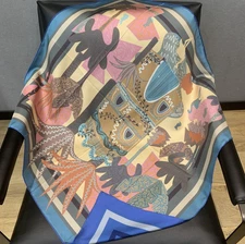 18 Momme Twill Silk 135X135cm Neckerchief Scarf Square Shawl castle Print Wrap 