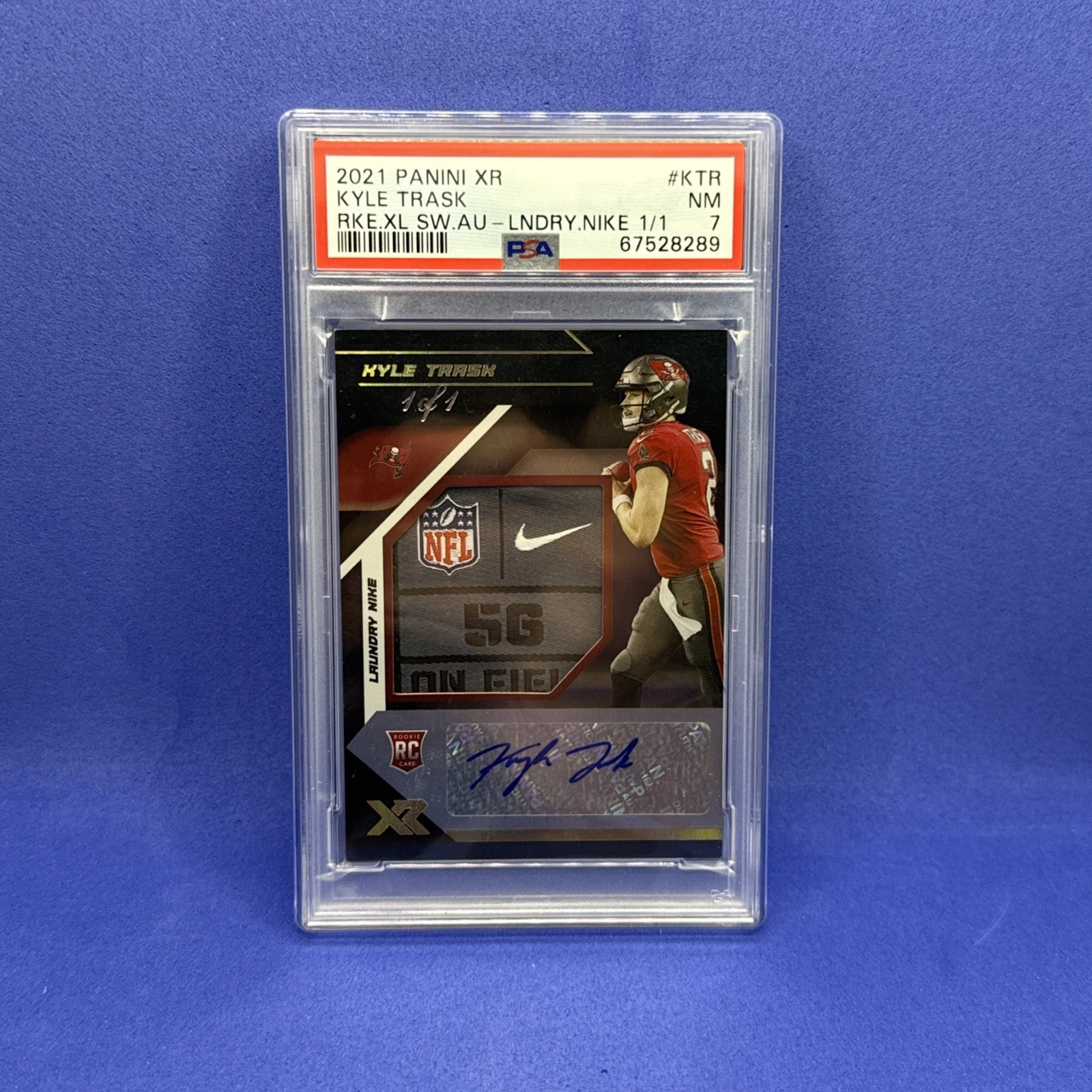 Kyle Trask Panini XR Rookie XL Swatch Autographs #KTR Laundry Nike 1/1