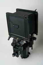 Sinar pinhole board with interchangeable pinhole inserts