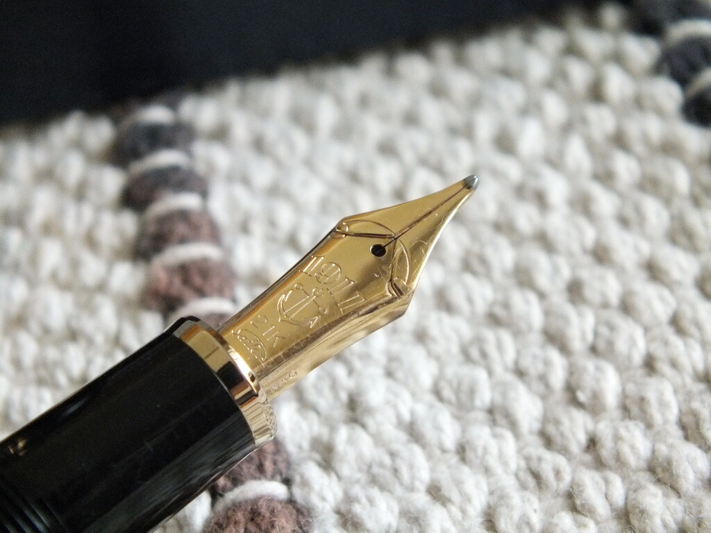 Sailor Profit Naginata Cross Music 21K nib Fountain Pen by Sailor Profit Naginata Cross Music 21K nib Fountain Pen by