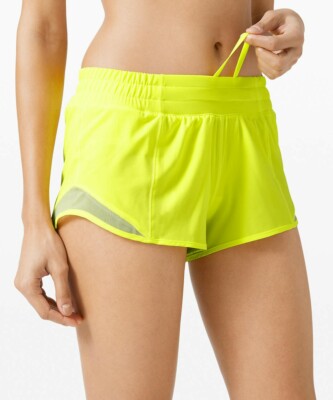 NEW LULULEMON Hotty Hot 2.5\