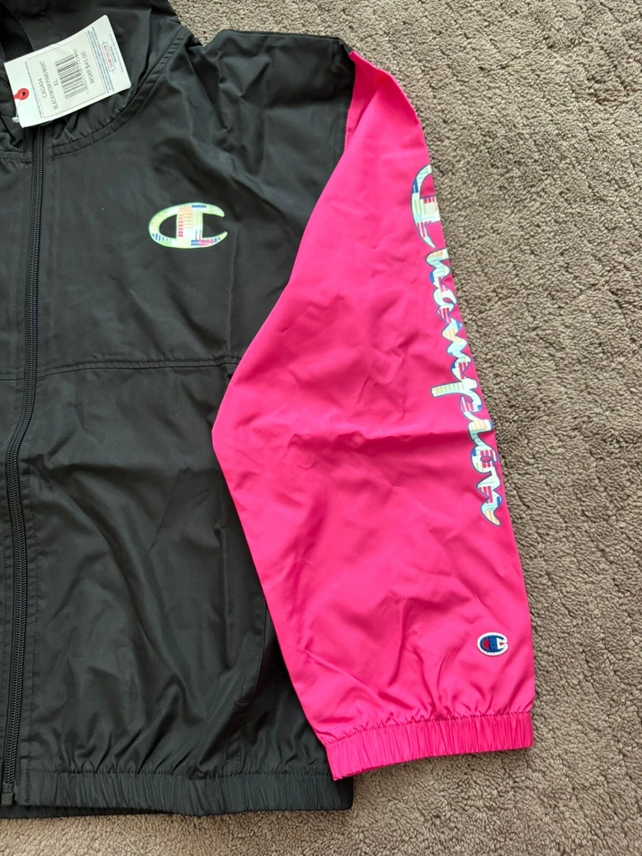 Cortavientos Champion Girls Cremallera Completa Negro Wow Rosa Como Nuevo Talla XL $45 Foto 2 de 4