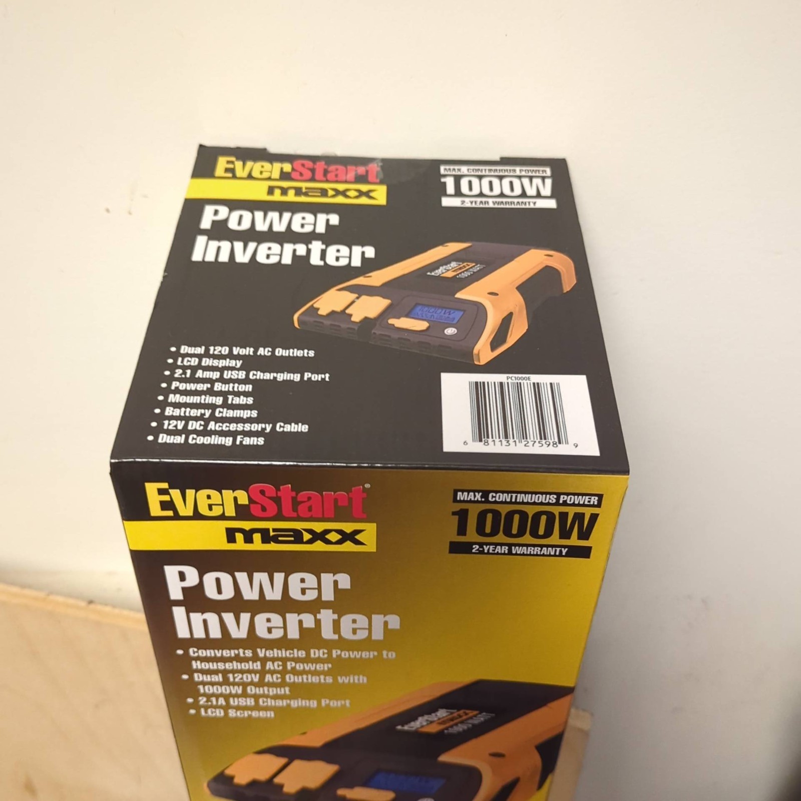 EverStart Maxx 1000 Watt Automotive Power Inverter 120v Outlet USB 12v