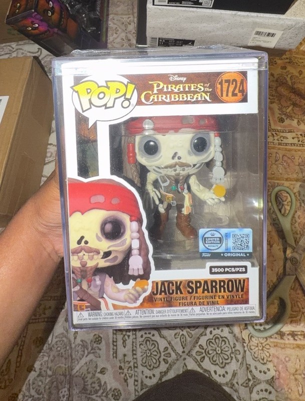 Funko POP! Royalty Pirates Of The Caribbean Jack Sparrow Skeleton #1724 LE 3500