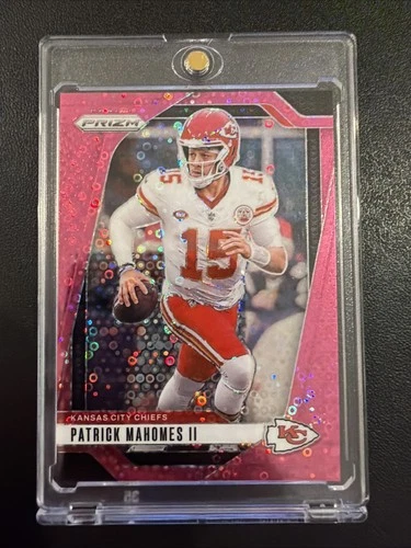 2024 Panini Prizm Patrick Mahomes II #138 Pink No Huddle Prizm /25