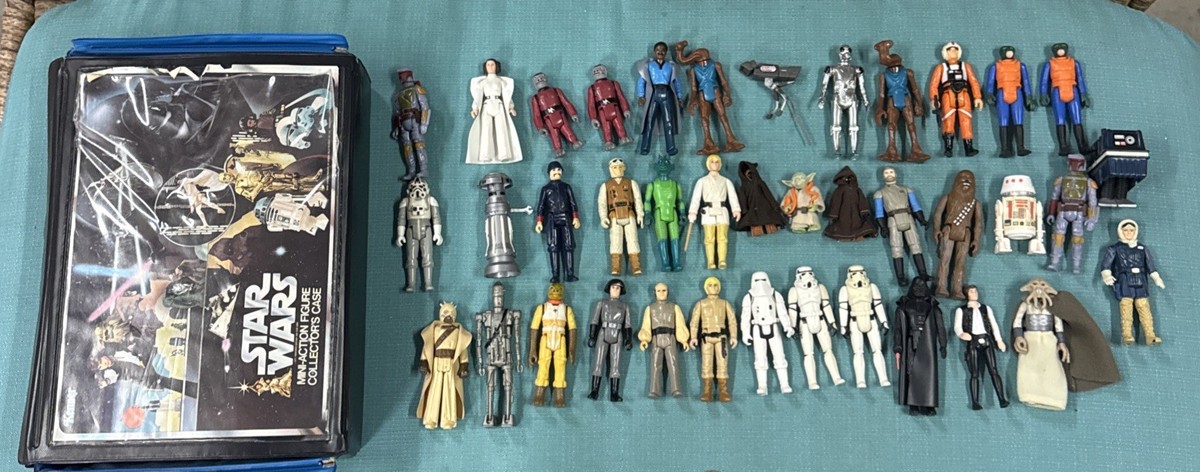 Vintage Kenner Star Wars Mini Action Figure Collection Case With 