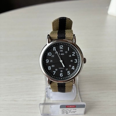 Timex Weekender Central Park Mens Quartz Watch Black Dial Indiglo Extra Strap