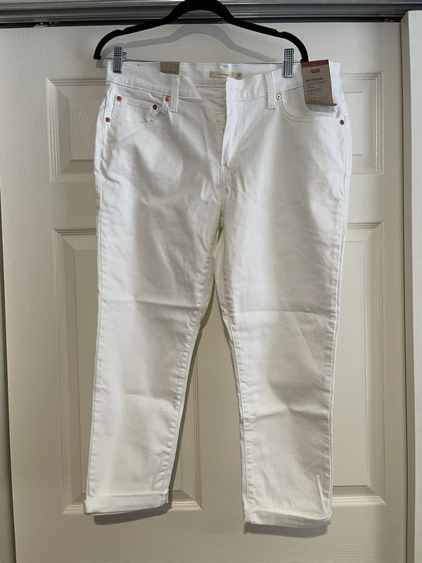 White Levis Jeans 