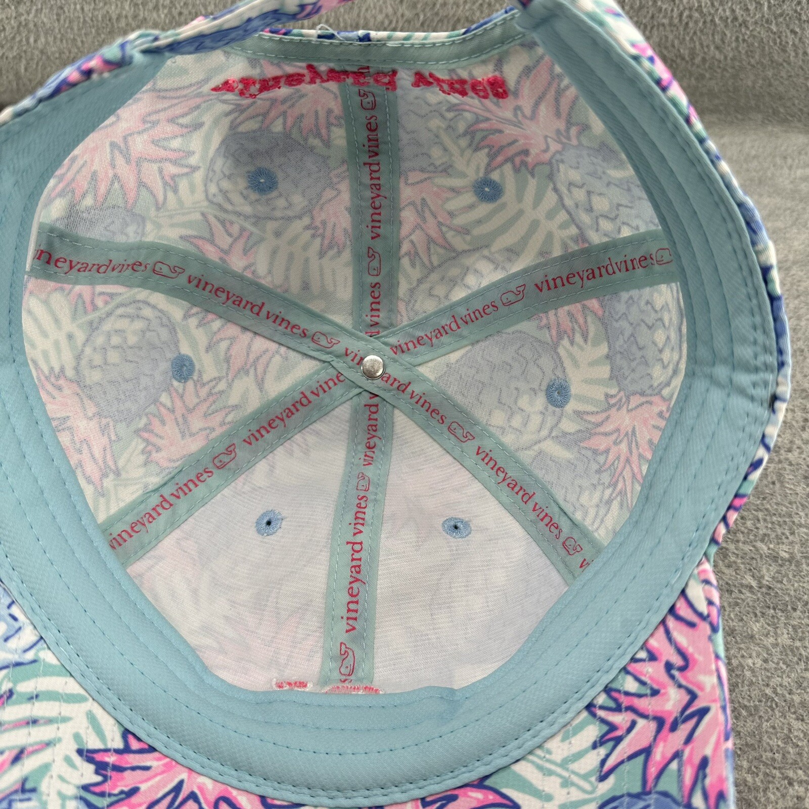 VINEYARD VINES - Pineapples Pattern Adjustable Ba… - image 9