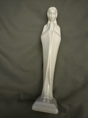 Mother Mary White Porcelain Figurine HM60 made in Germany NACRAKI