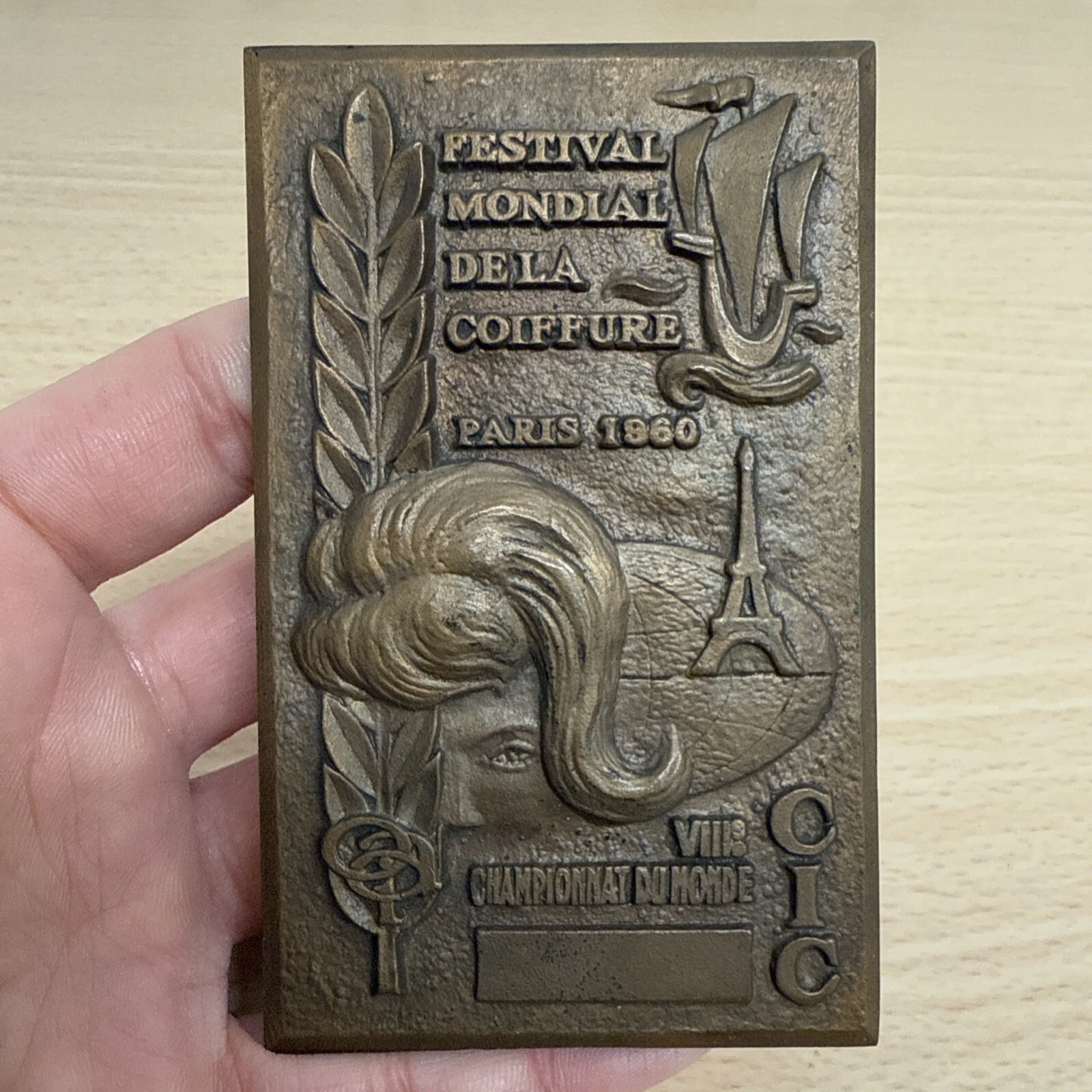 Médaille Plaque Festival Mondial De La Coiffure VIII Championnat Du Monde ￼