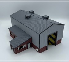 OO/HO Gauge Premium Depot - Engine Shed with Side Office Wooden Kit (Unpainted)