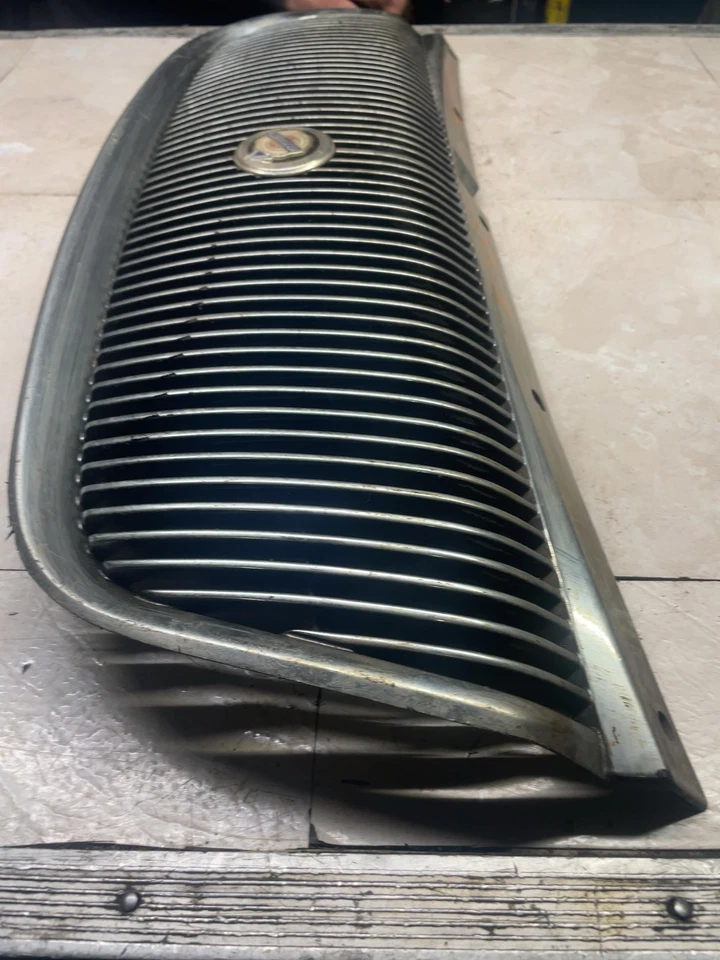 Rejilla CHRYSLER CIRRUS 95 96 97 98 99 00 Foto 3 de 4