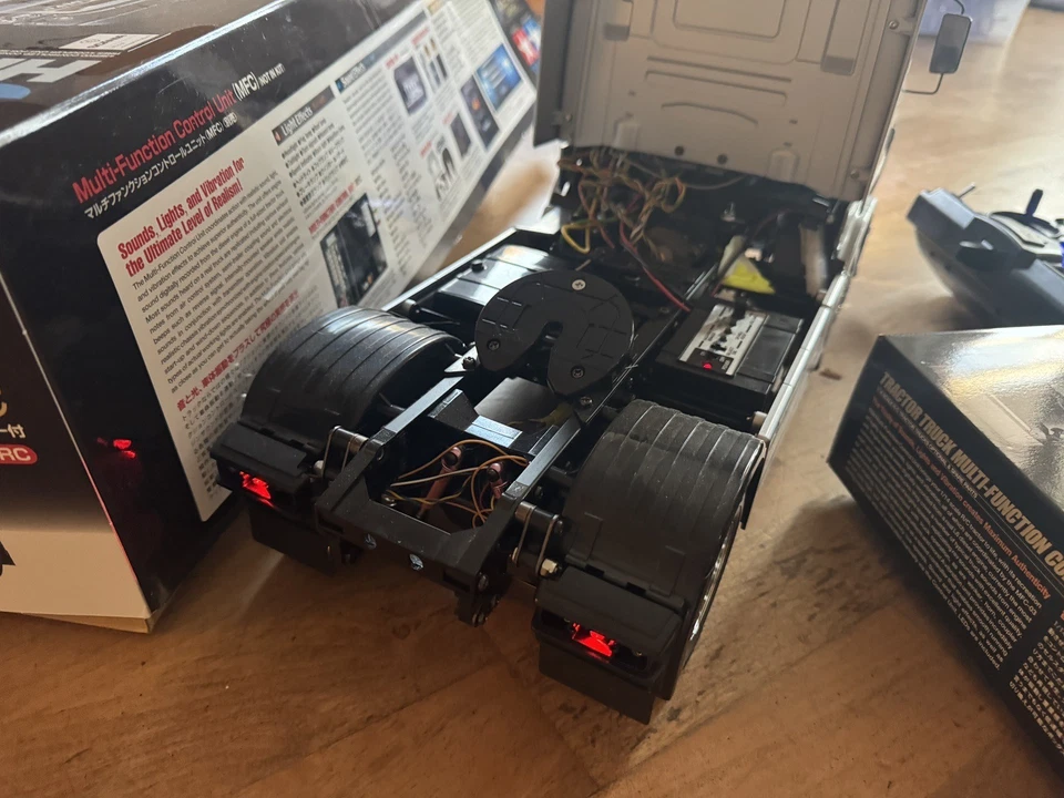 Tamiya 56364 1:14 RC Scania R470 Silber Edition 300056364, MFC-03, Reflex Stick, - Bild 3 von 4