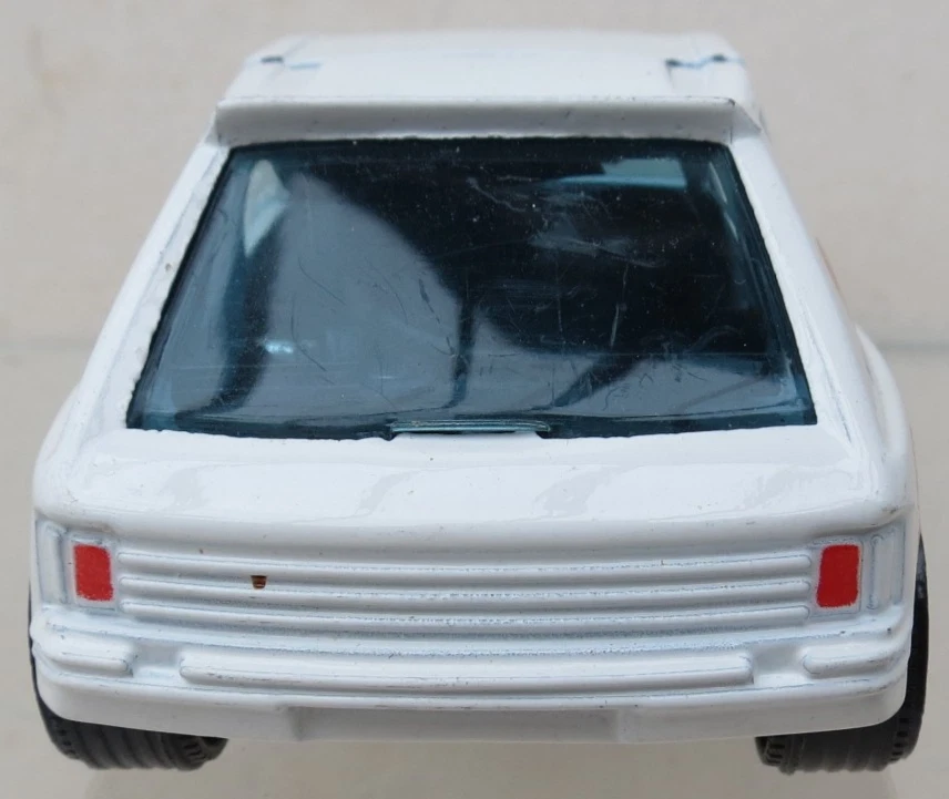 Corgi Peugeot 205 Turbo 16 - Bild 3 von 4