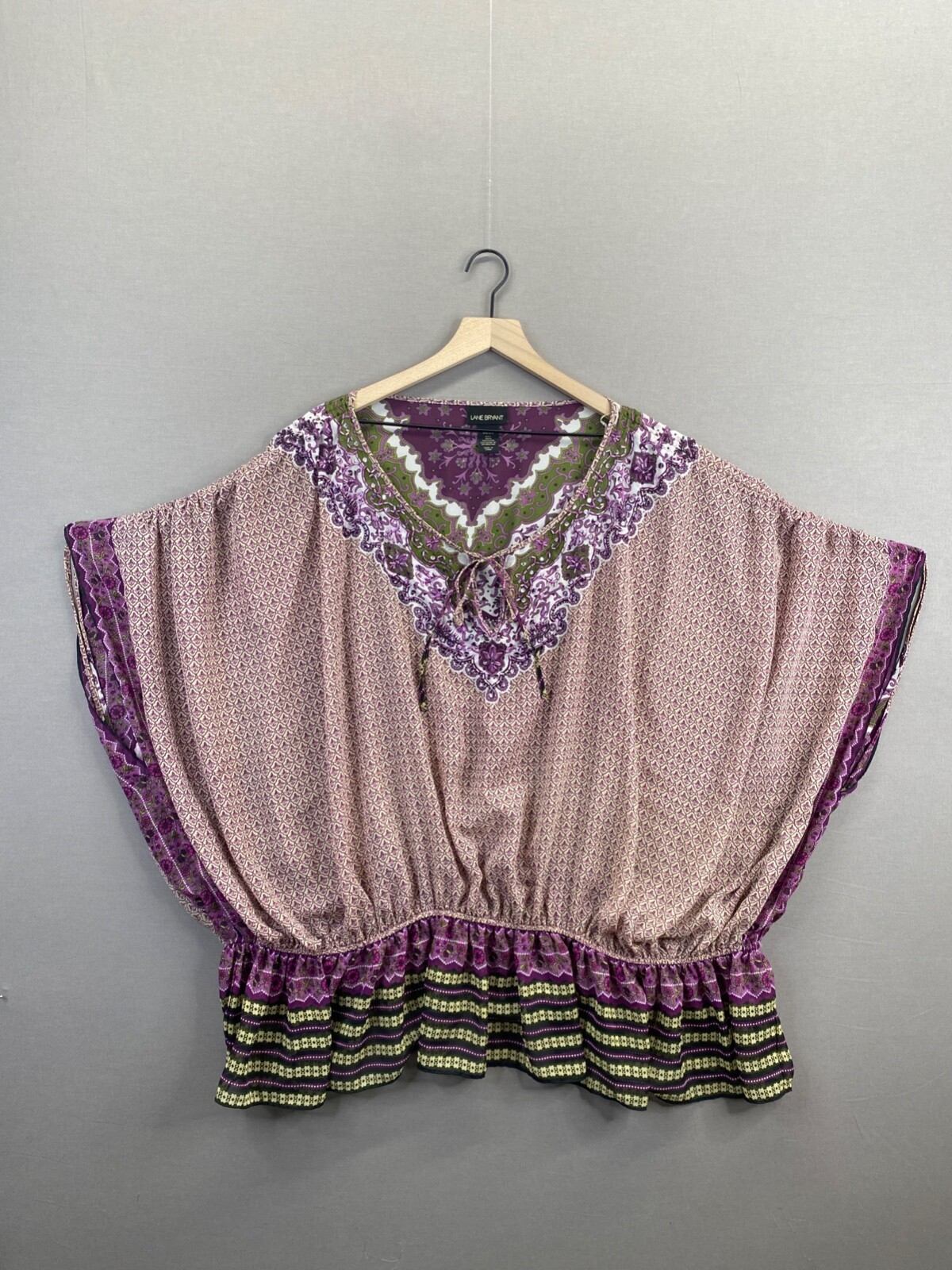 Lane Bryant Womens Purple Blouse Paisley Short Sleeve Scoop Neck Size 26/28
