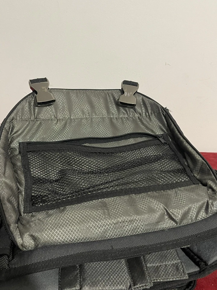 Original Nikon Deluxe Digital SLR Camera Case (Black) - 17001D - Image 4 of 4