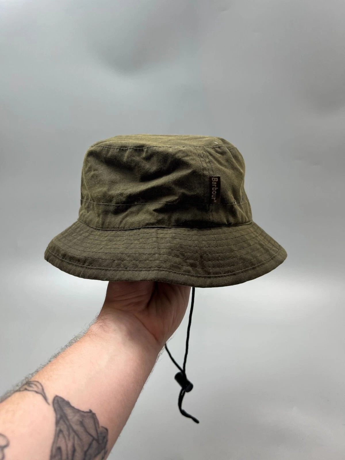 Men's Barbour Waxed Bucket Hat With Sling Size M (Y0475)