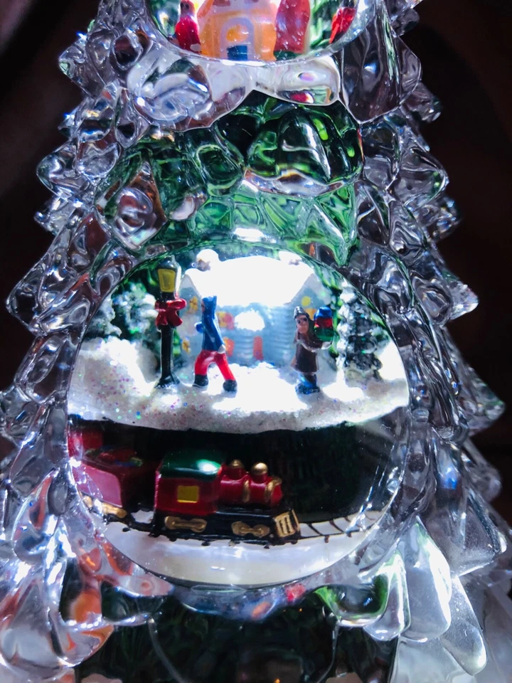 Árbol de Navidad musical romano iluminado por hielo LED y tren giratorio #33478 Foto 4 de 4