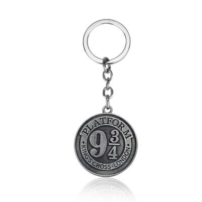 Antique Silver Color Platform 9 3/4 King's Cross London Train token Keychain ins