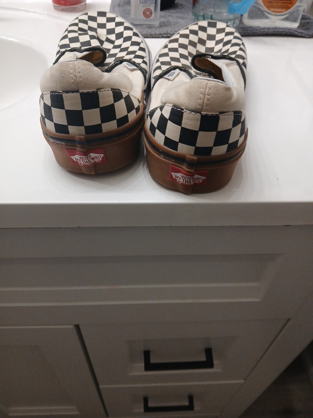 vans oldschool slipons no shoe strings. - image 4