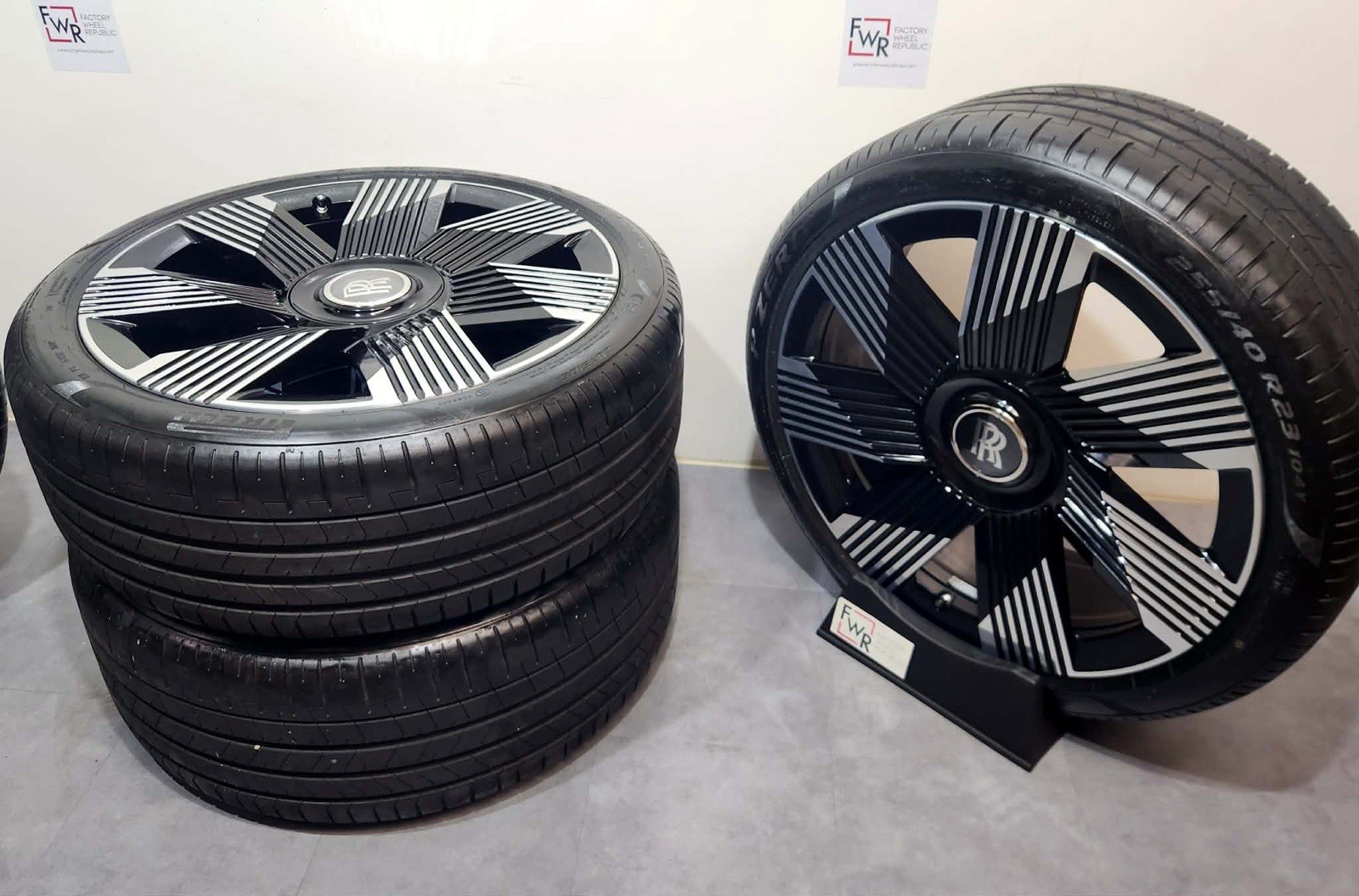 23" Rolls-Royce Spectre Factory OEM original wheels rims tires 2024 2025 🔥🔥🔥