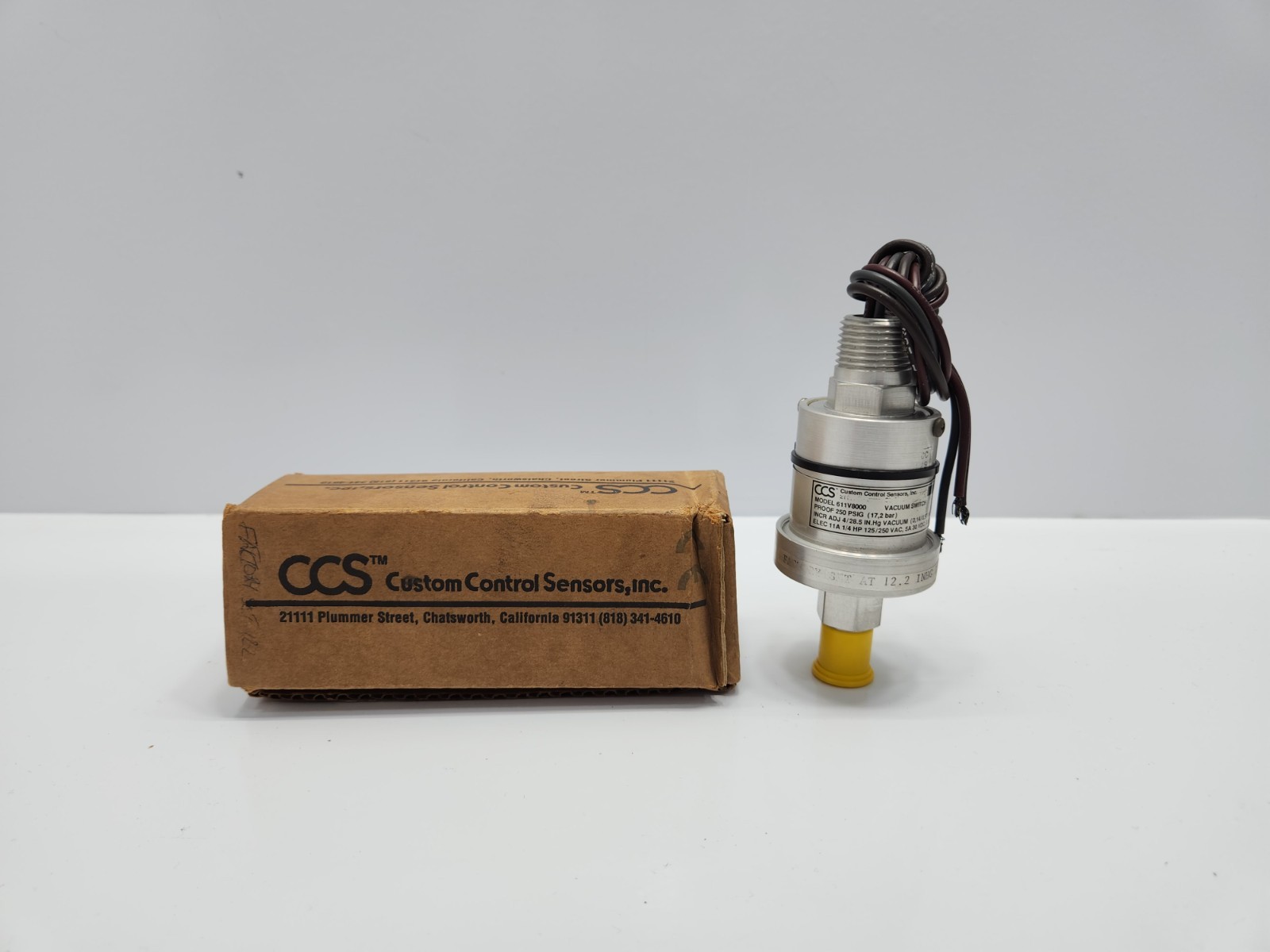 CUSTOM CONTROL SENSORS CCS 611V8000 VACUUM SWITCH 250 PSIG