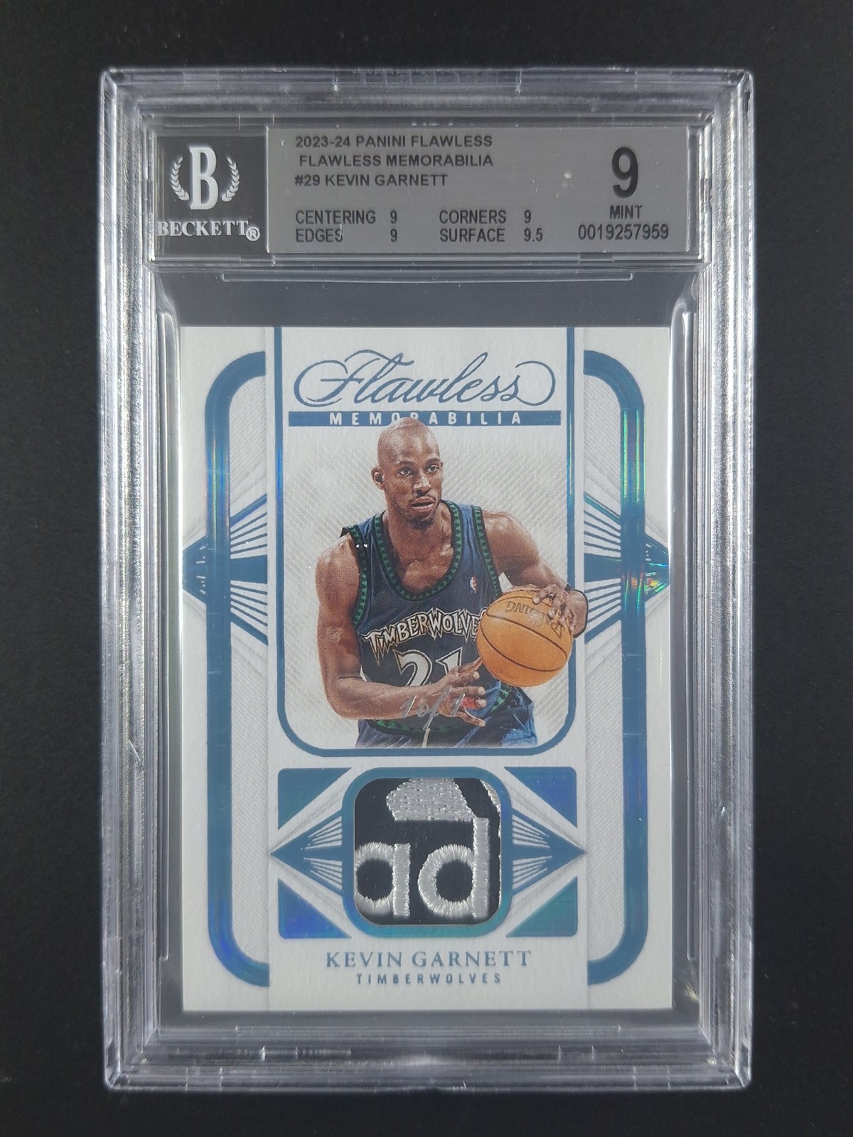 2023-24 Flawless KEVIN GARNETT 1/1 Game-Worn Adidas Logo Platinum #6 BGS 9
