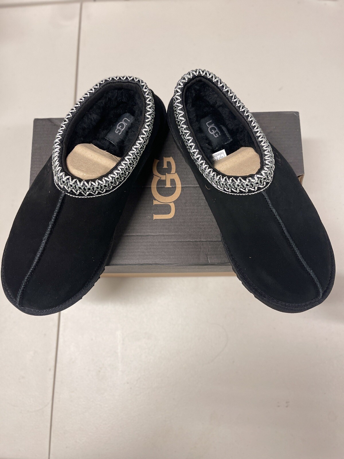 Authentic 100% UGG Men's Moccasin Tasman Shoes Black  (5950) Size 8