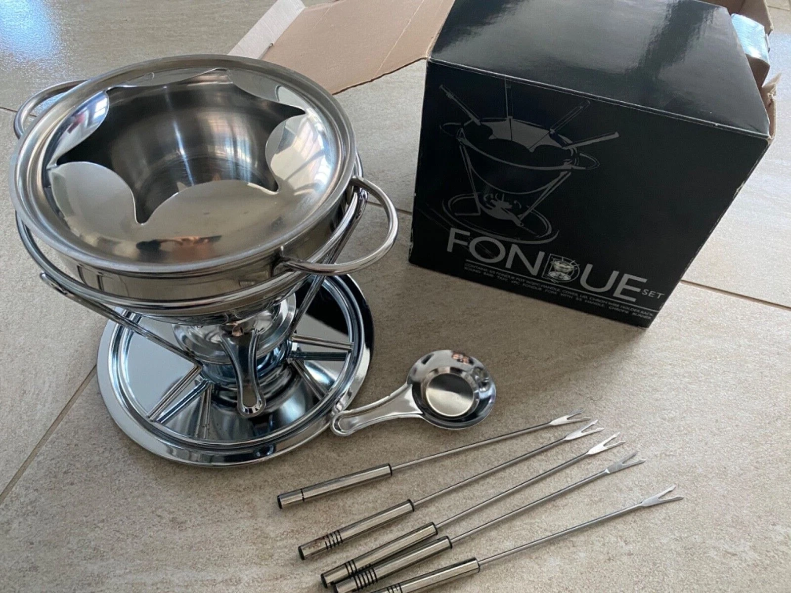 Professional 11pc fondue set with chrome burner