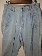 Vintage 80s 90s Liz Wear Tapered Pleated Front Light Wash Blue Denim Size 12 30