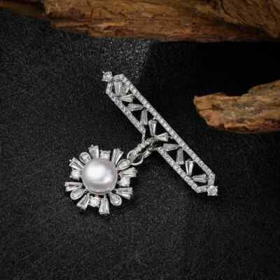 Handmade Art Deco 6.70CT Baguette & Round Sapphire With Pearl Modern Fine Brooch