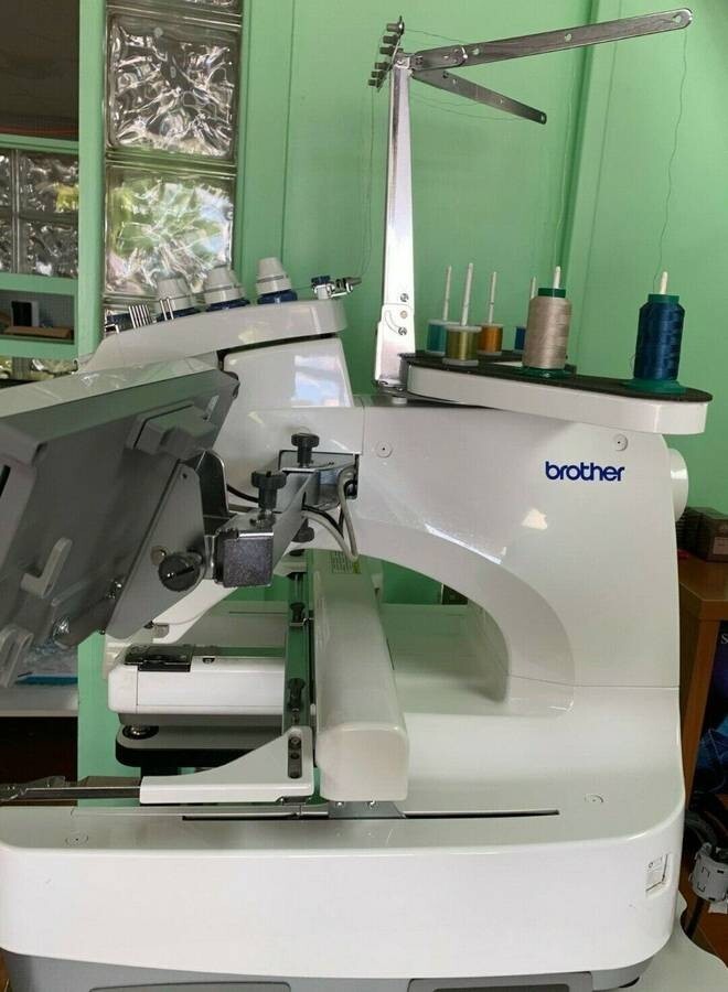 used brother pr620 embroidery machine w/ stand and cap frame and